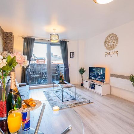 Caliber Stays Birmingham Bliss - Medusa Suite Apartments - Central 2-Bed Retreat - City Attractions, Sleeps 4, Free Netflix, Nearby Parking & Close Proximity - Bullring, Grand Central, The Cube - 5 Minutes Walk Eksteriør bilde